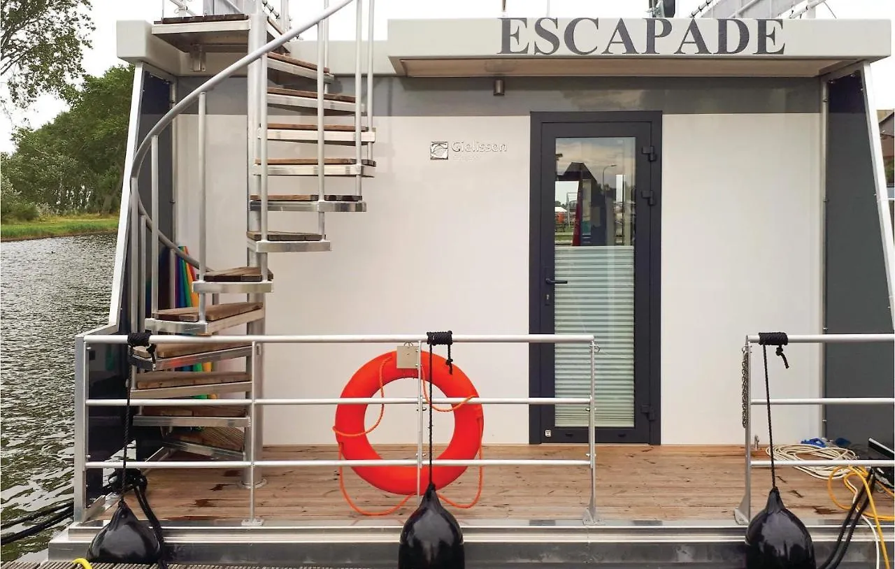 Houseboat Escapade Hotel Nieuwpoort